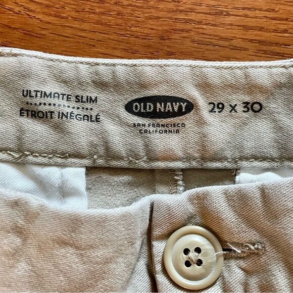 BEIGE OLD NAVY ULTIMATE SLIM KHAKIS 29x30 - Picture 3 of 5